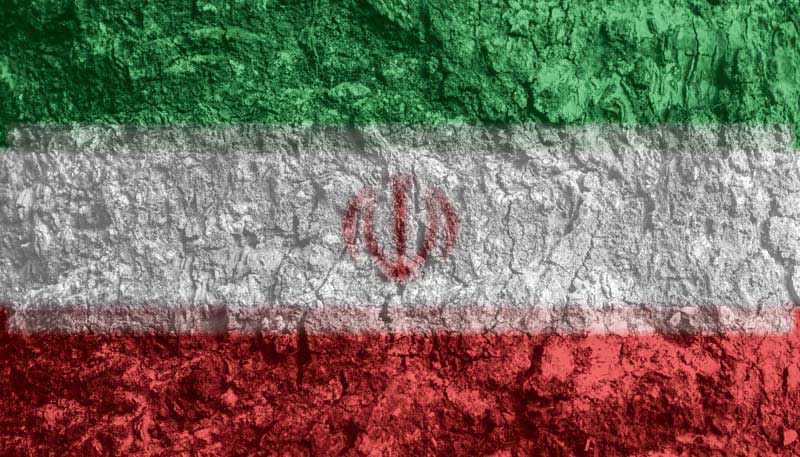 تصویر با کیفیت پرچم ایران با پس زمینه نا هموار