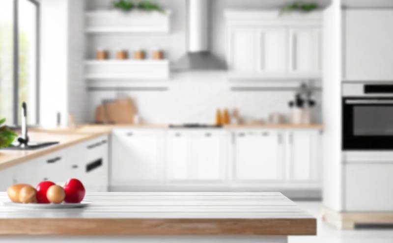 عکس با کیفیت آشپزخانه با کابینت سفید