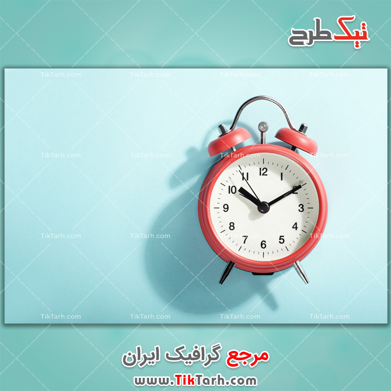 عکس با کیفیت ساعت رومیزی کلاسیک