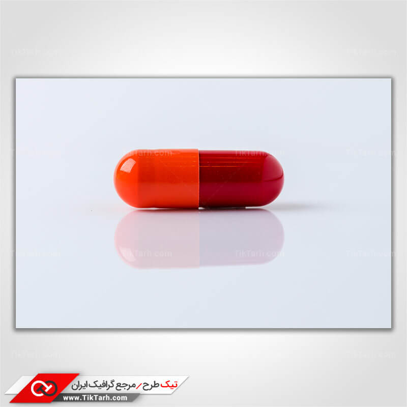 عکس گرافیکی با کیفیت کپسول قرمز