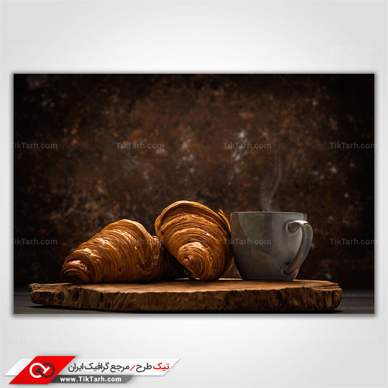 دانلود تصویر با کیفیت نوشیدنی گرم و کروسان