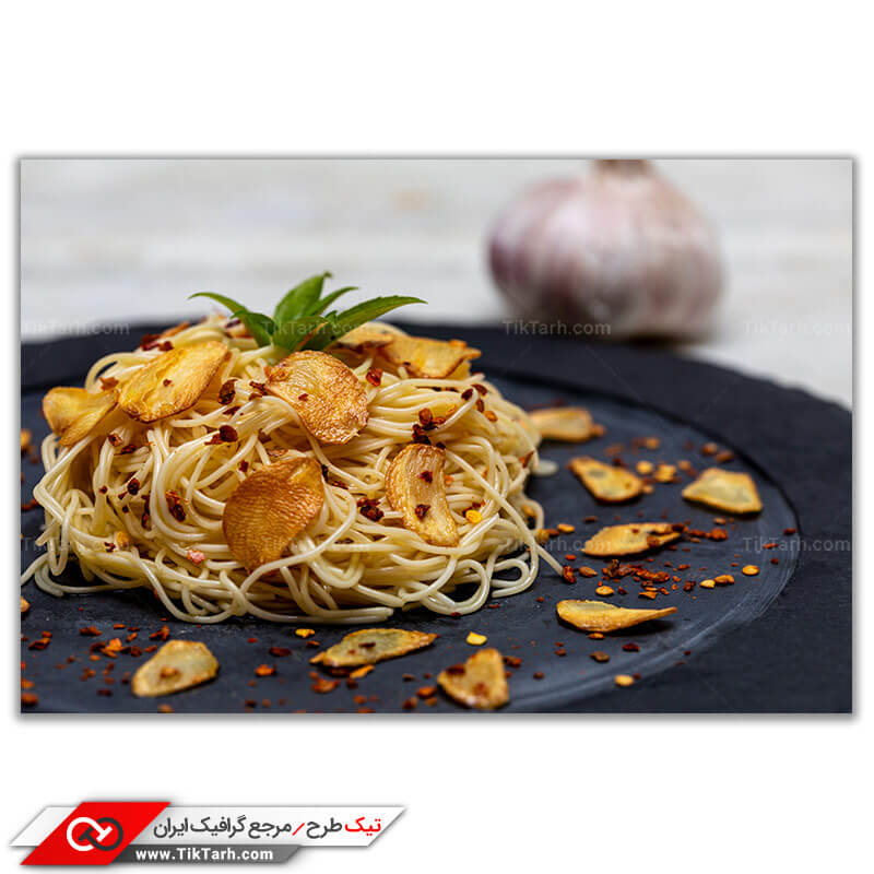 تصویر با کیفیت و زیبای اسپاگتی با چیپس