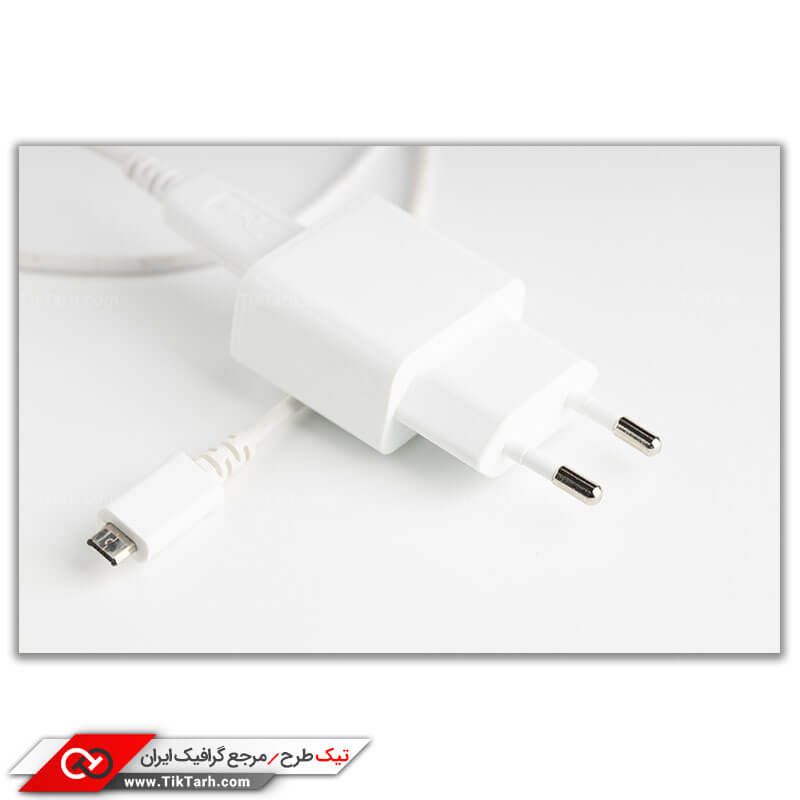 تصویر بسیار باکیفیت شارژر موبایل