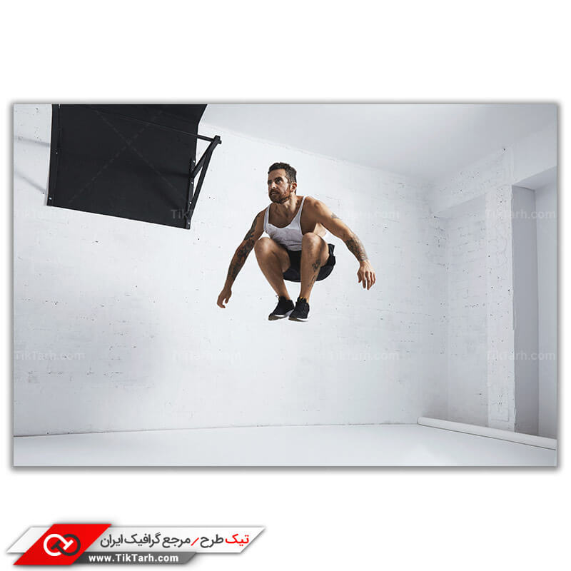 عکس لارج فرمت ورزشکار در حال نرمش