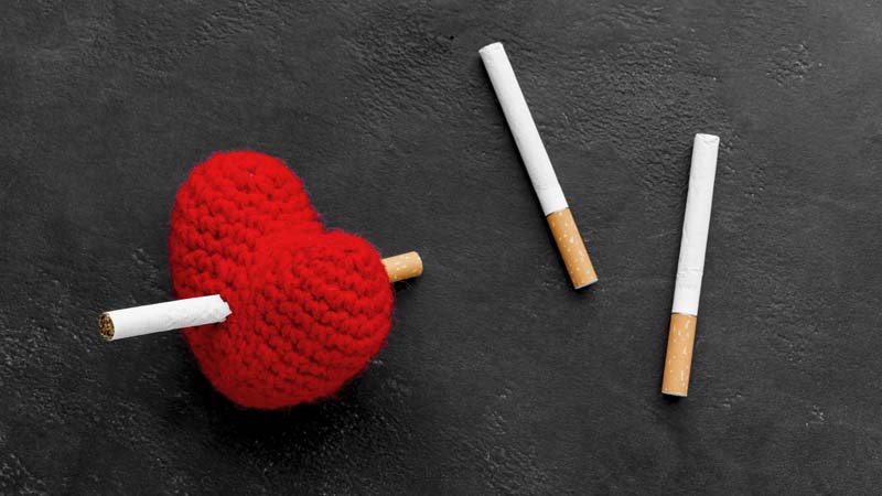 دانلود تصویر باکیفیت فانتزی سیگار و آسیب های قلبی