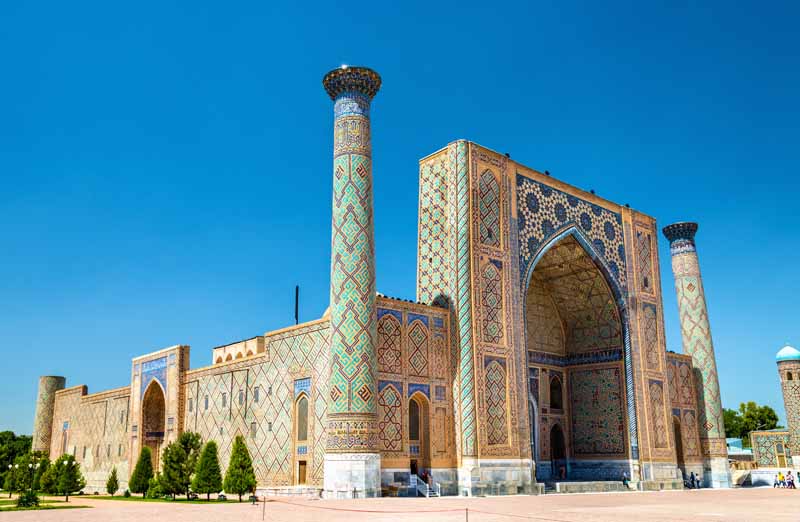 تصویر با کیفیت مدرسه ریگستان سمرقند