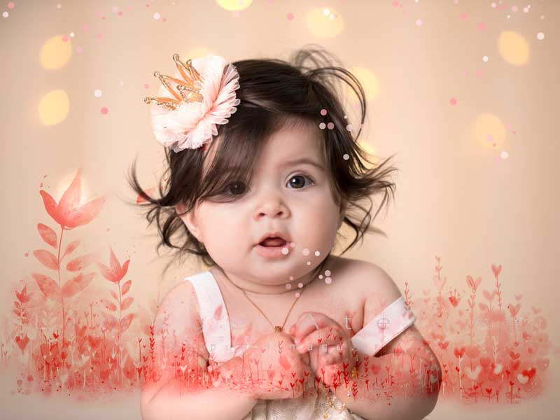قاب عکس لایه باز کودکانه با طرح گلهای قرمز