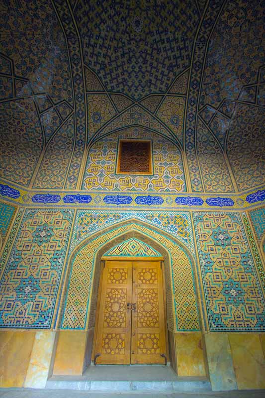 تصویر باکیفیت مدرسه چهار باغ