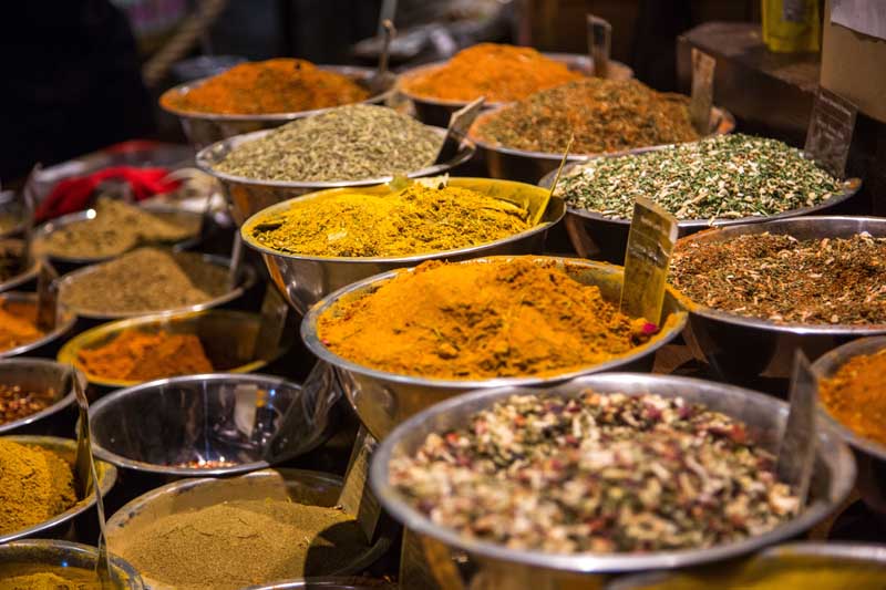 دانلود عکس گرافیکی انواع ادویه در عطاری