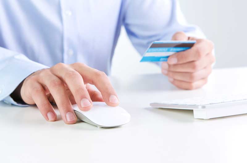 عکس خرید آنلاین با کارت اعتباری و موس