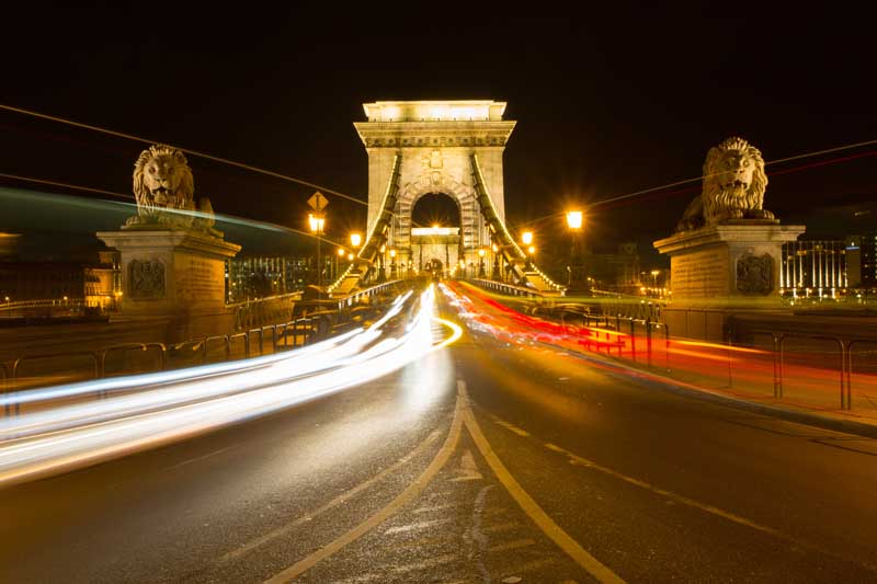 عکس باکیفیت پل بوداپست مجارستان در شب