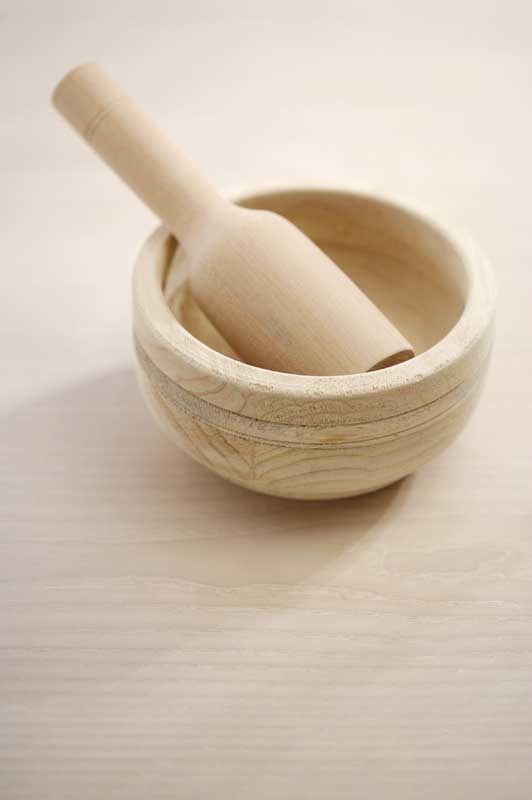 دانلود تصویر زیبا از گوشت کوب و کاسه چوبی