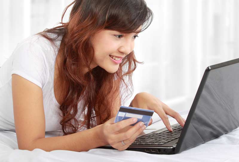 عکس خرید از اینترنت با کارت بانکی