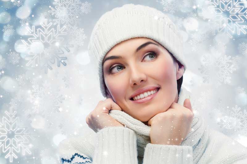 تصویر با کیفیت خانم در سرما