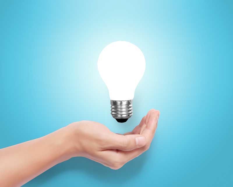 دانلود عکس با کیفیت در دست داشتن ایده ی روشن