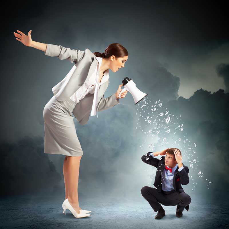 دانلود عکس لارج فرمت رئیس عصبانی