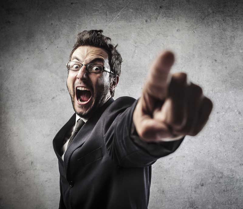 دانلود عکس لارج فرمت داد زدن