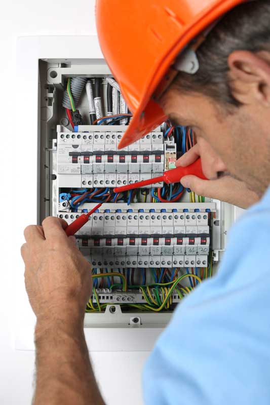 عکس با کیفیت از سرویس تابلو برق