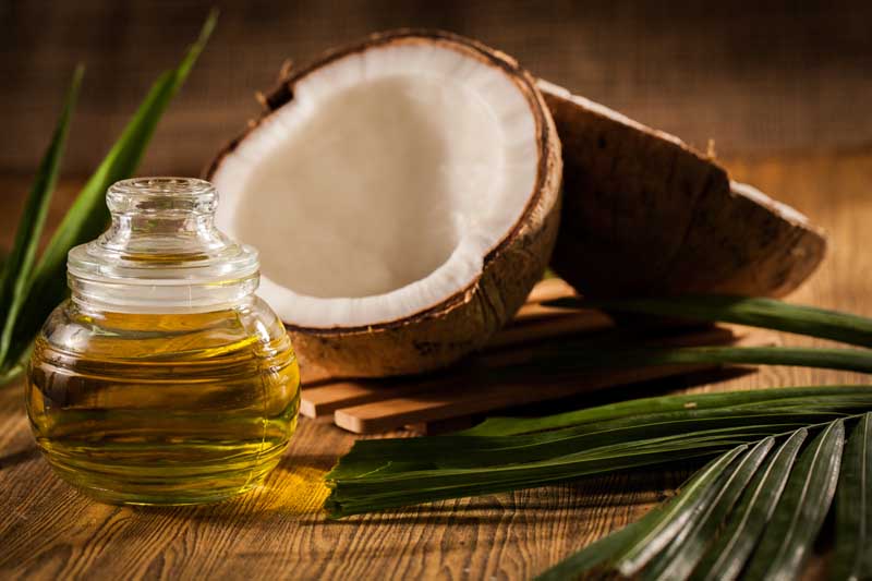 تصویر زیبا از نارگیل و روغن آن