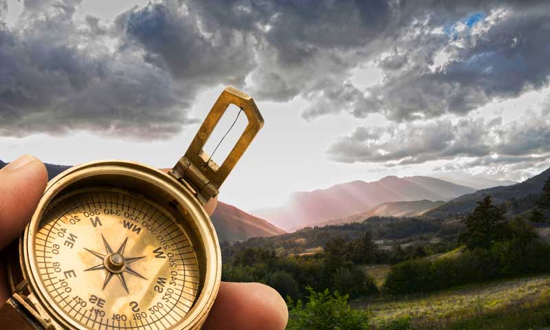 عکس با کیفیت قطب نما