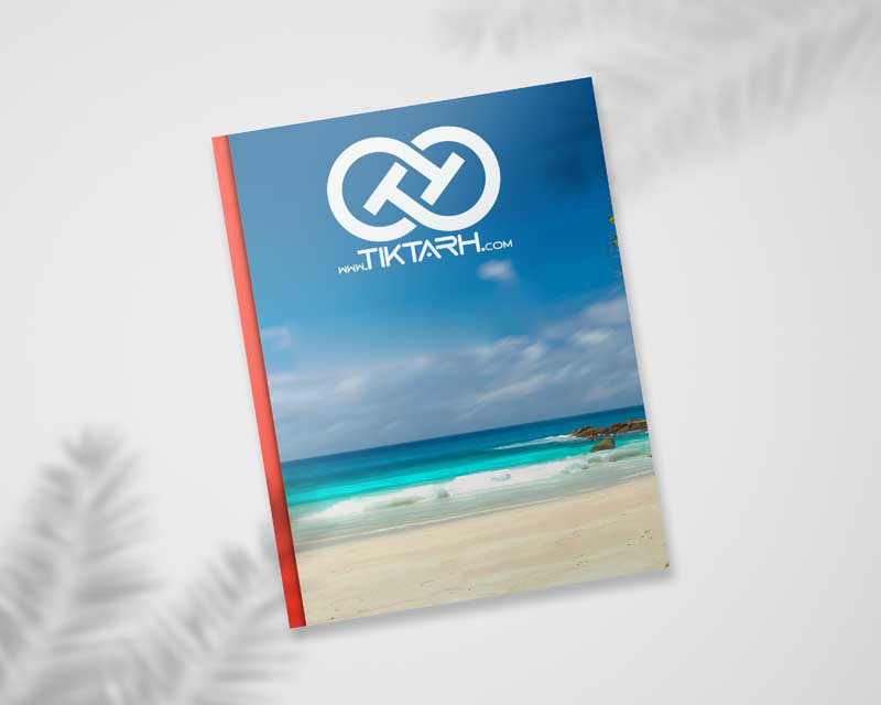 دانلود موکاپ کتاب با عکس دریا در جلد