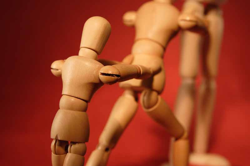 تصویر با کیفیت آدمک چوبی