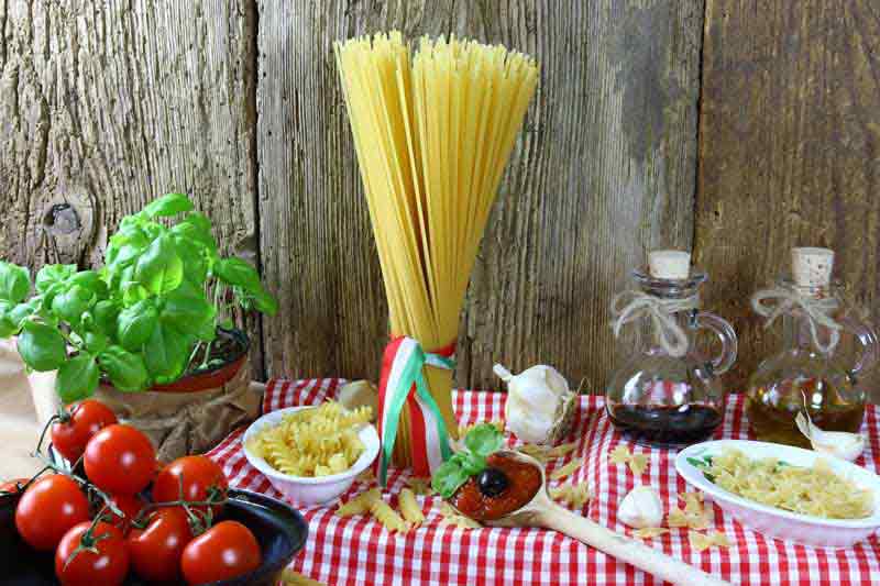 دانلود تصویر غذای ماکارونی