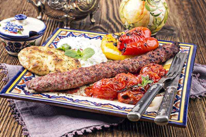 عکس لارج فرمت از کوبیده در بشقاب