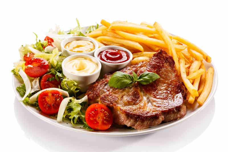 عکس لارج فرمت از استیک و سیب زمینی