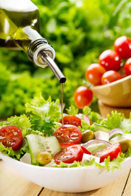 عکس با کیفیت از آماده کردن سالاد
