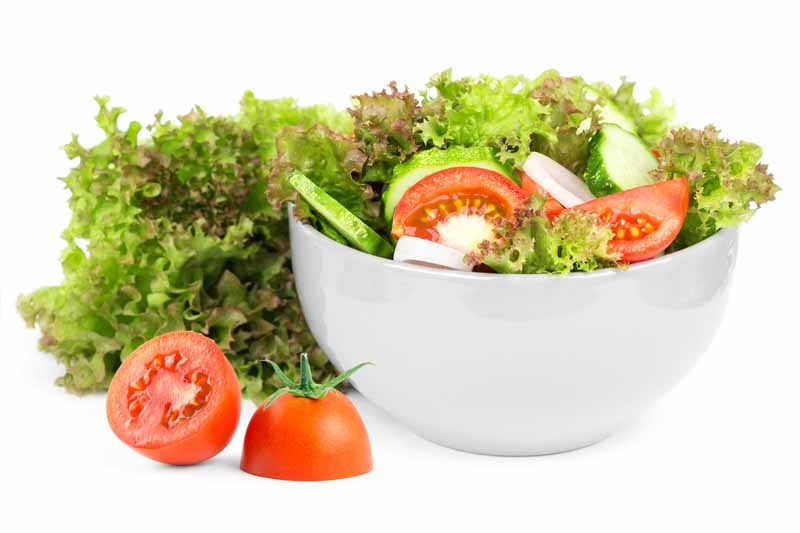 عکس با کیفیت از سالاد گوجه و کاهو