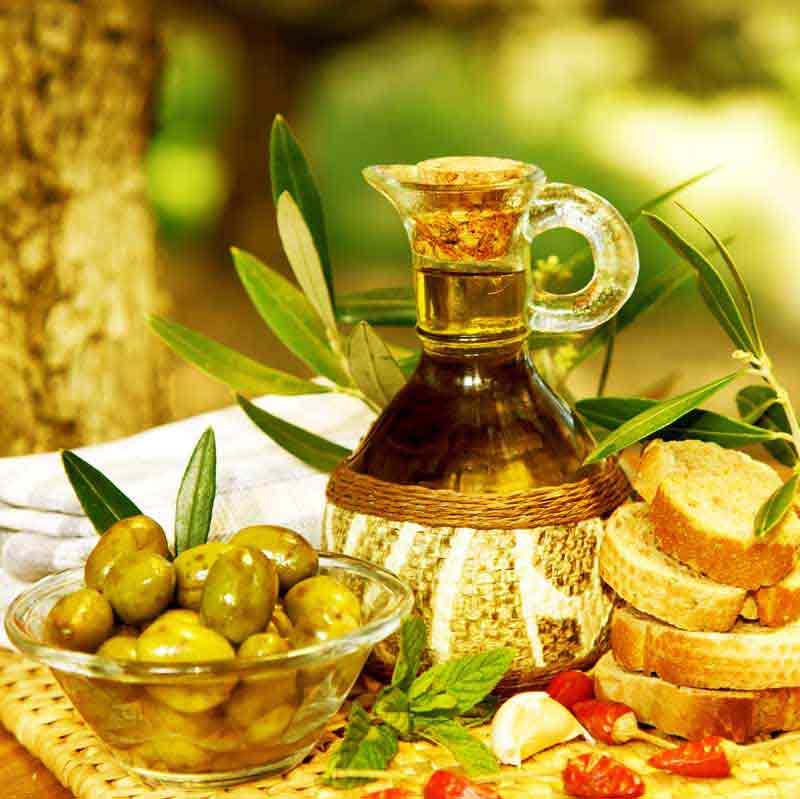 عکس با کیفیت از روغن  با زیتون