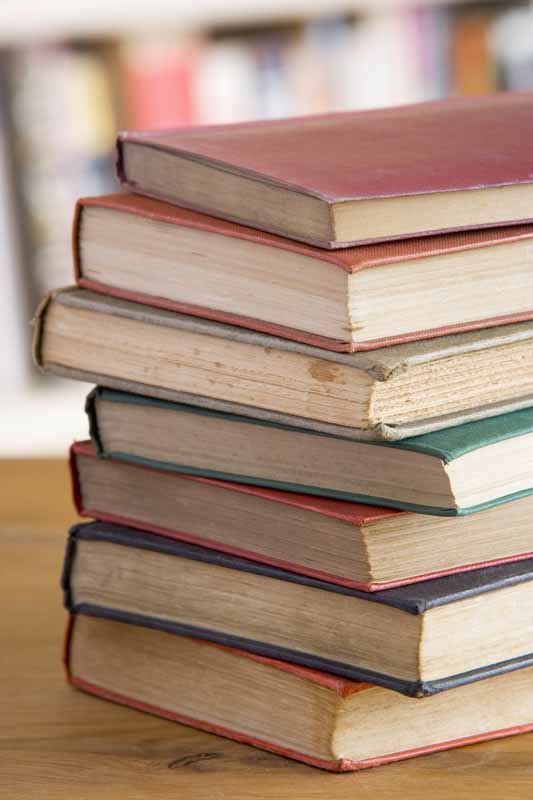 تصویر لارج فرمت از کتاب های جلد رنگی