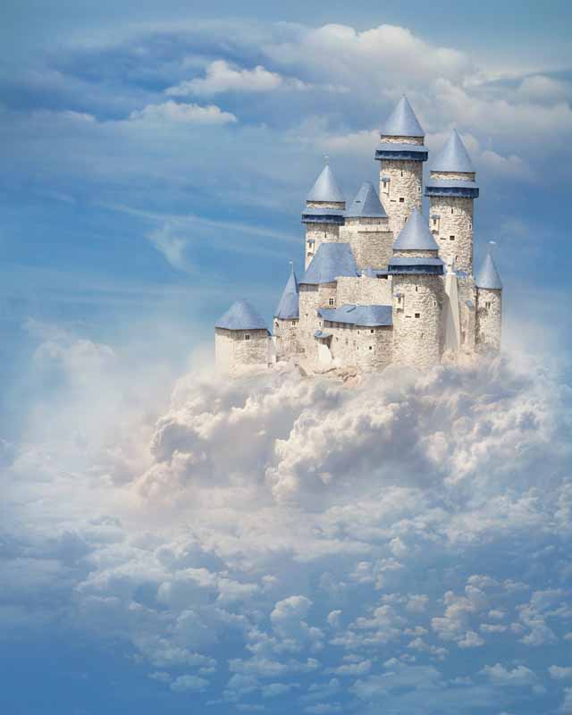 دانلود عکس از قلعه وسط ابر ها