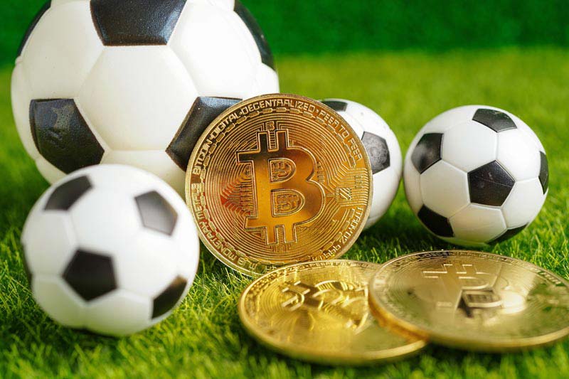 عکس لارج فرمت از توپ و بیت کوین